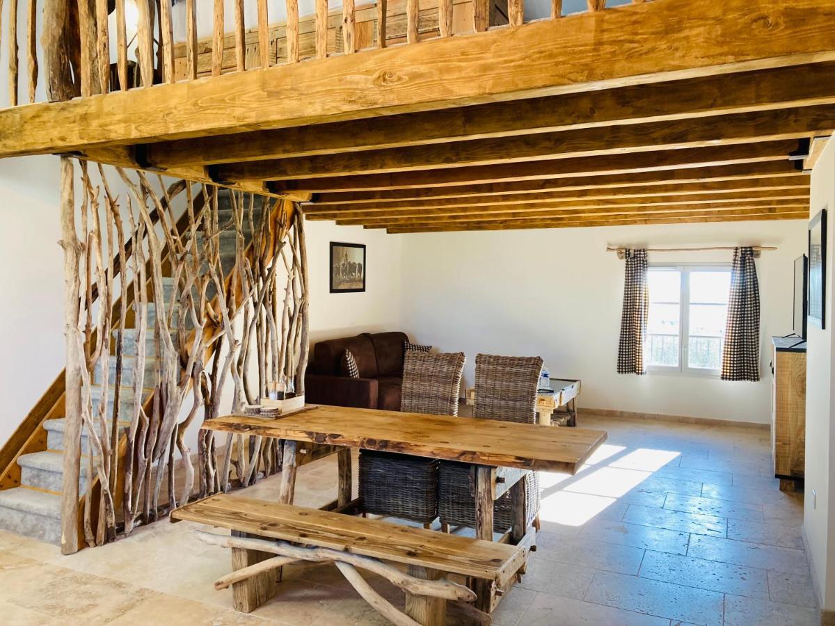 サントマリー・ド・ラメール Manade Des Baumelles Bed & Breakfast エクステリア 写真